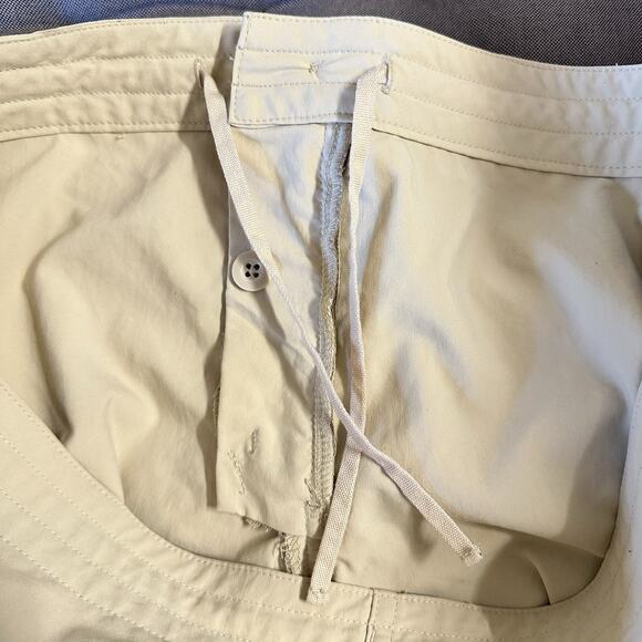 Patagonia Women's sz 10 Inter-Continental Hideaway‎ Butter Yellow Skort Cargo - Picture 9 of 9